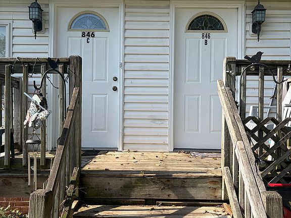 2nd image of 846 Alexander Spring Rd APT C