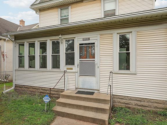 5th image of 3544 Stevens Ave