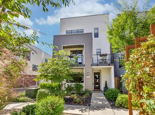 1023 Ice Cream Ln, Sacramento, CA 95814