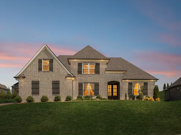 1094 Dorset Dr, Hendersonville, TN 37075