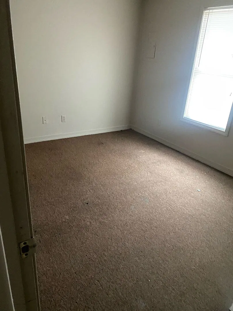 Monthly Paid Rent — Photo 2