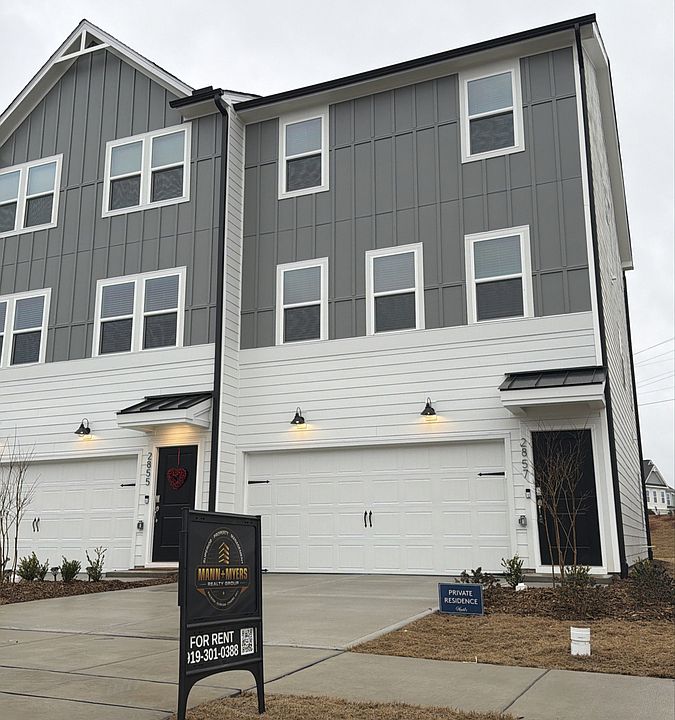 1st image of 2857 Farmhouse Dr