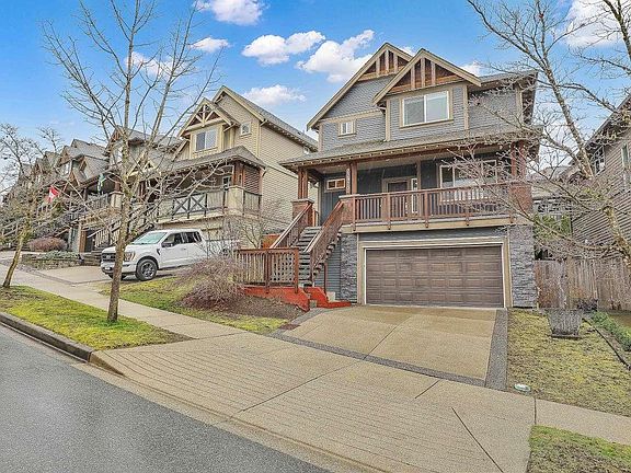 2nd image of 22920 Gilbert Dr