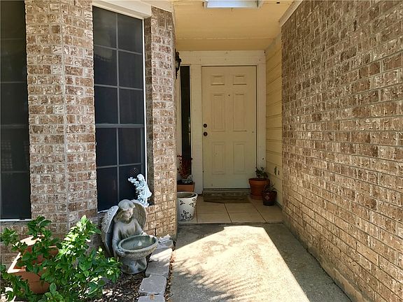4th image of 1610 W Pflugerville Pkwy