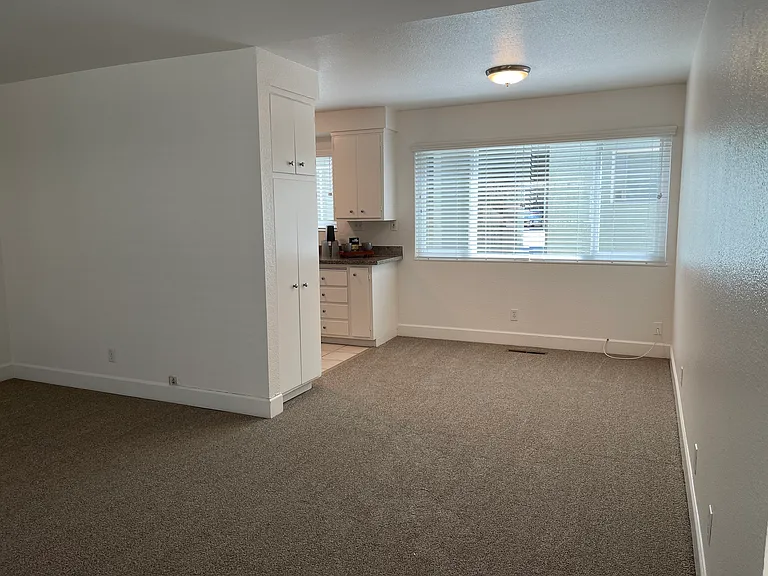 1580 Hollenbeck Ave — Photo 5