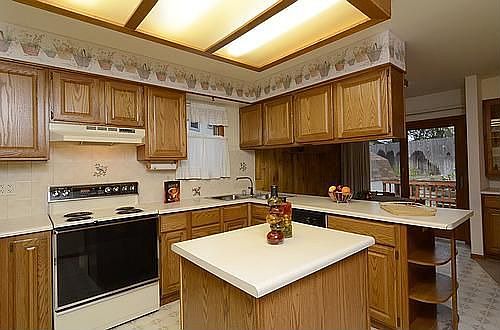 All appliances -stove/oven/range, microwave, refrigerator, dishwasher Included