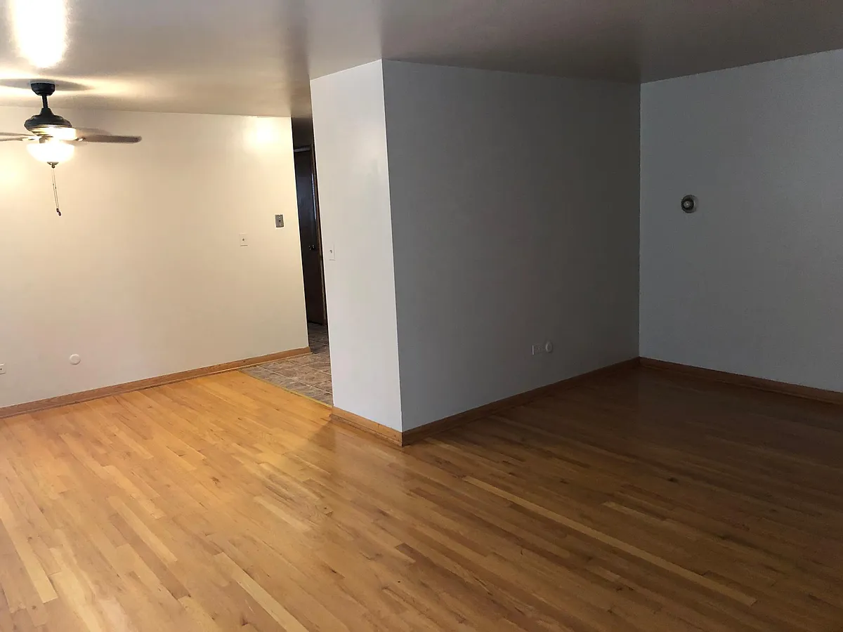 Building Photo - 6019 W Higgins Ave #2_C