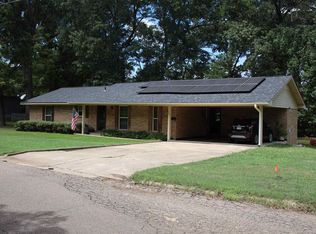 609 E Cedar St, Warren, AR 71671