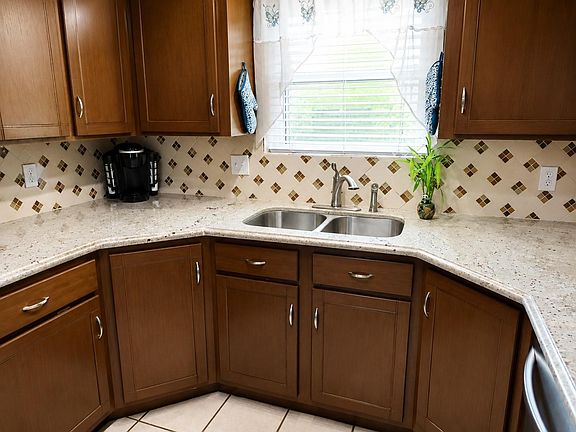 4th image of 14207 Foxford Way