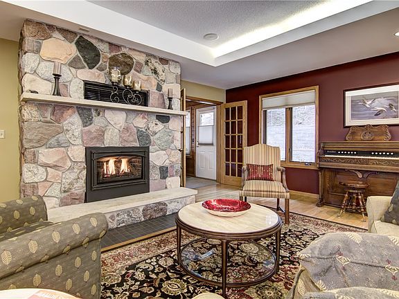 4th image of 2207 Walnut Ridge Drive