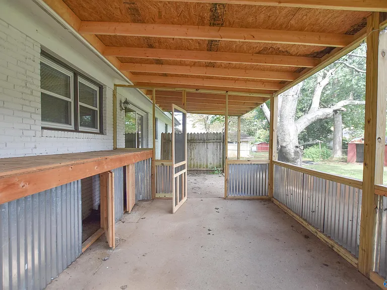 11021 Strong Dr SE — Photo 29