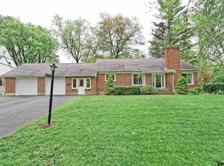 1500 Valencia Rd, Niskayuna, NY 12309