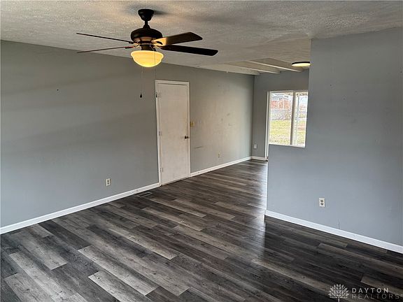 4th image of 1142 Lee Rd