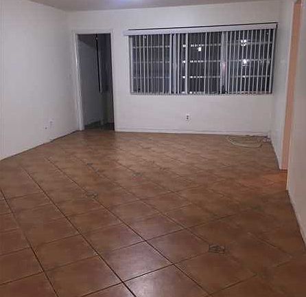 5th image of 1400 NE 191st St APT 101