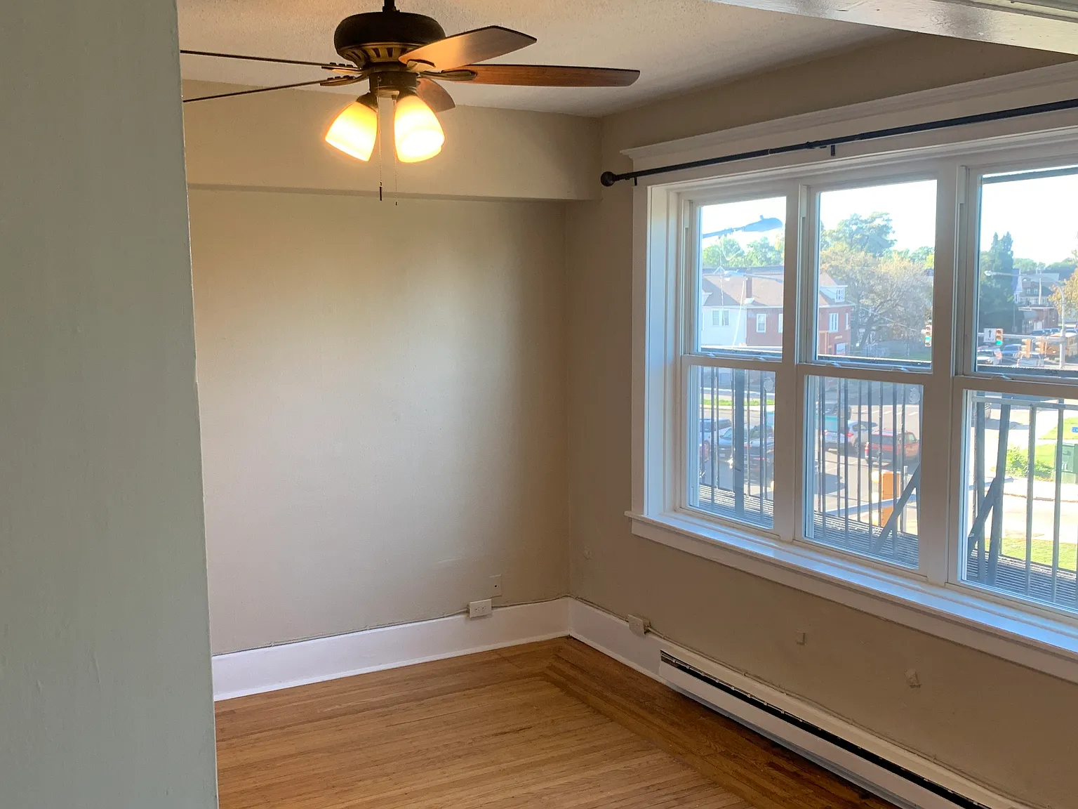 2 bed, $1,222 — Photo 3