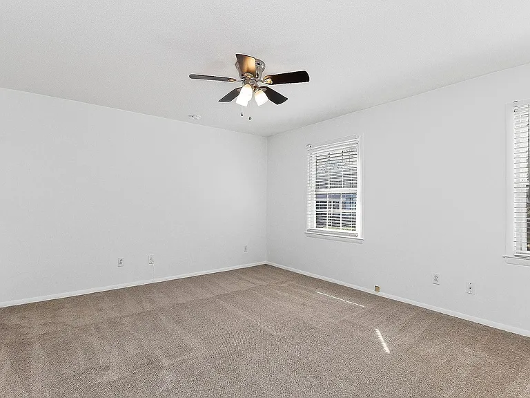 4605 Hedgemore Dr #D — Photo 20