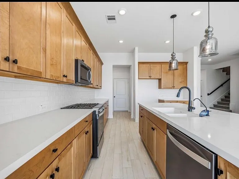 10326 Water Harbor Dr — Photo 6