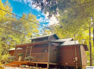 1020 Little Cove Rd, Sevierville, TN 37862