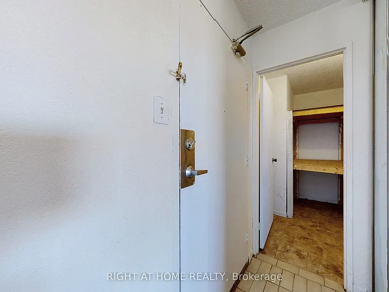 40 Bay Mills Blvd #1002 — Photo 34