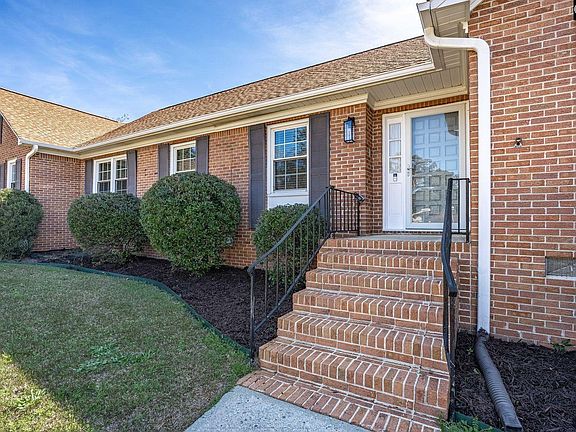 2nd image of 312 Smiths Market Rd