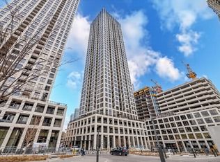 30 Elm Dr W #2702, Mississauga, ON L5B 0N6
