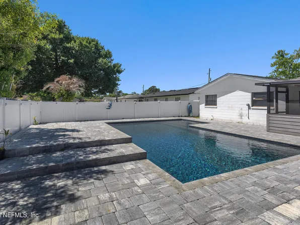 3215 CROSBY Lane, Jacksonville, FL 32216