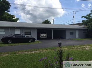 10106 Plant Dr, Palm Beach Gardens, FL 33410