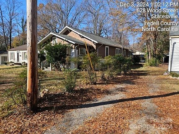 4th image of 641 Wood St