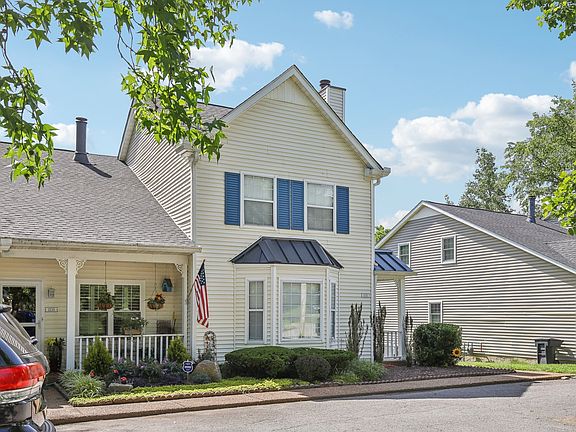 3rd image of 1233 Carriage Park Dr
