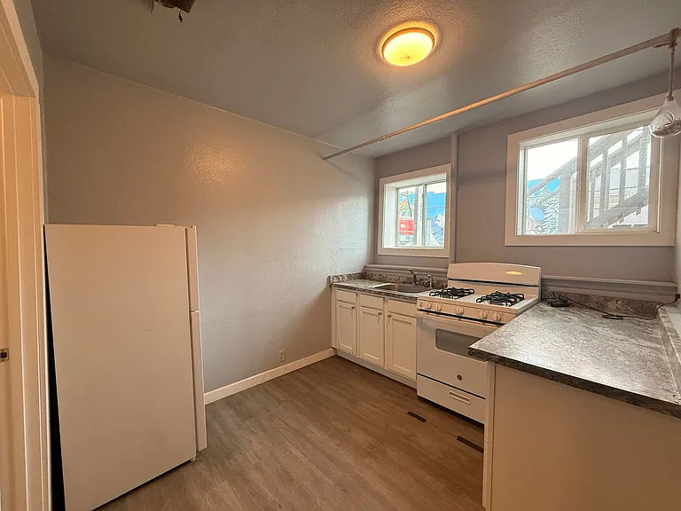 1767 S Broadway (9-Plex) — Photo 6