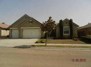 3267 Blackwood Ave, Clovis, CA