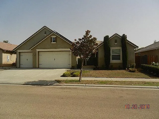 3267 Blackwood Ave photo 1