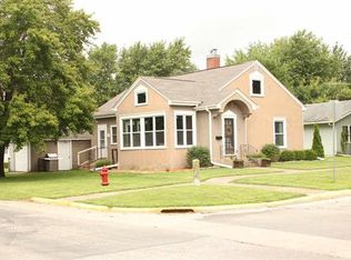 201 NW 4th Ave, Aledo, IL 61231