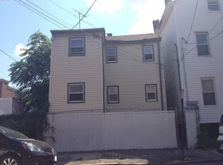 109 Gray St, Paterson, NJ
