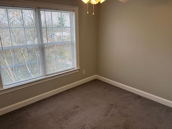 4th image of 3123 Rockmeade Dr