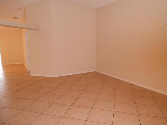 4th image of 4073 Wilkes Dr