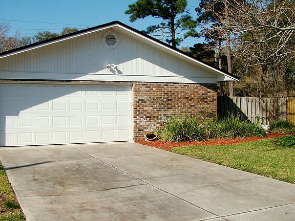 5th image of 2405 Blackbeard Dr