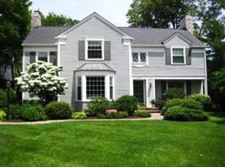 2677 Wrenford Rd, Shaker Heights, OH 44122