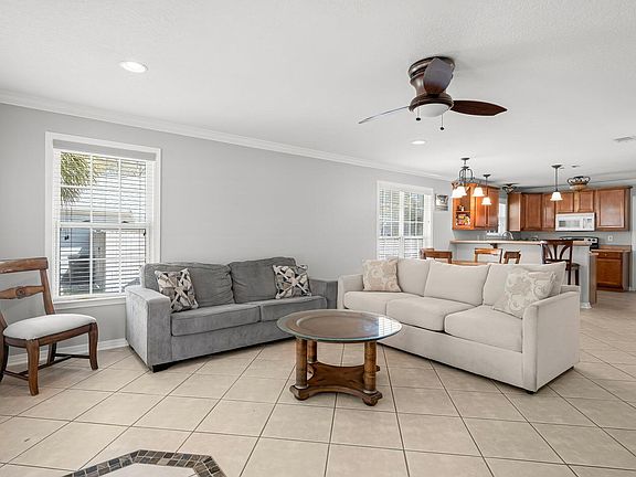 4th image of 362 Palmetto Ave