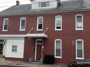 145 East Ave APT 1, Hagerstown, MD 21740