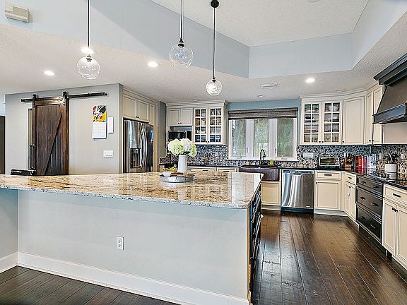 Newly Remodeled Kitchen