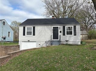 6013 Raytown Rd, Raytown, MO 64133