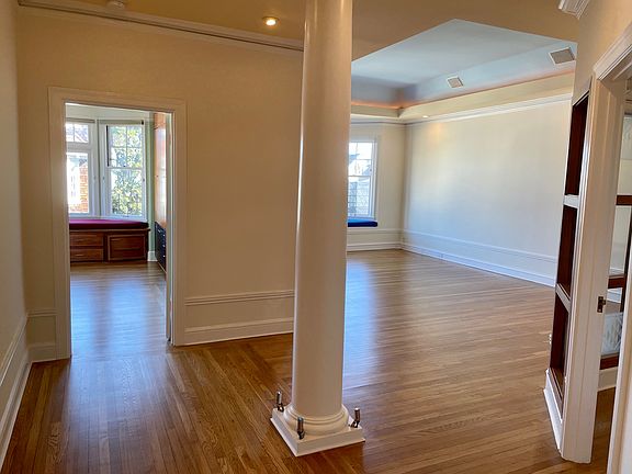3rd image of 2447 Vallejo St APT 5