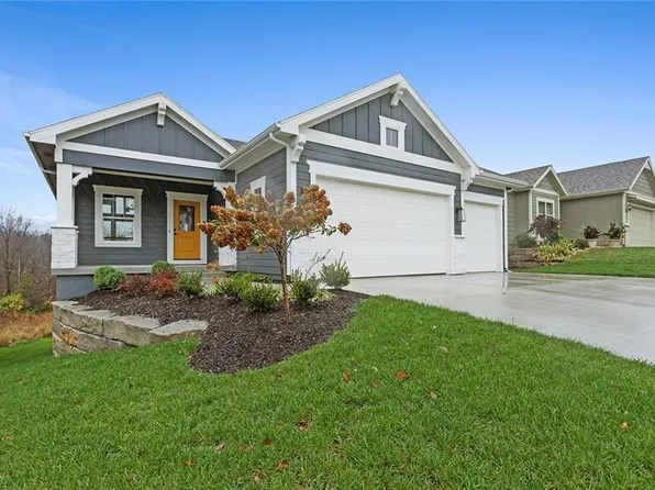 8695 NW 74th St, Kansas City, MO 64152