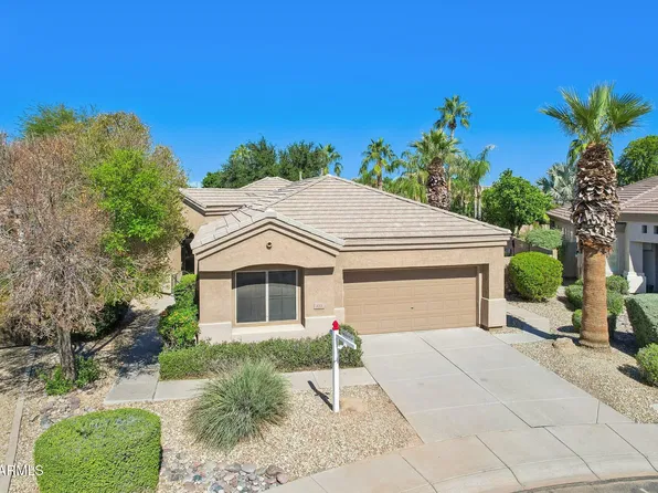 832 W RAVEN Drive, Chandler, AZ 85286