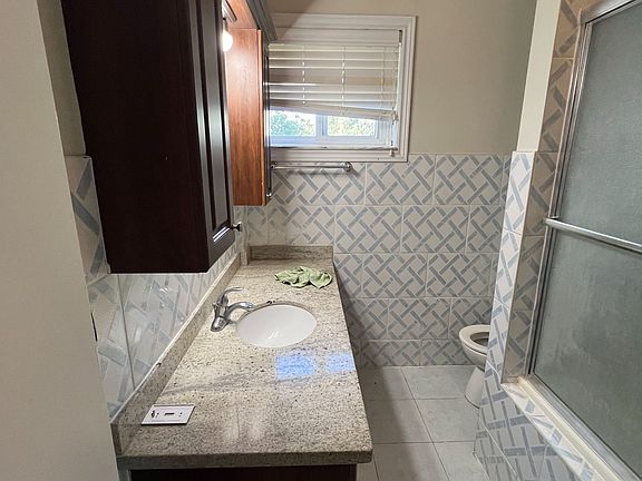 4th image of 15287 Duffys Ln