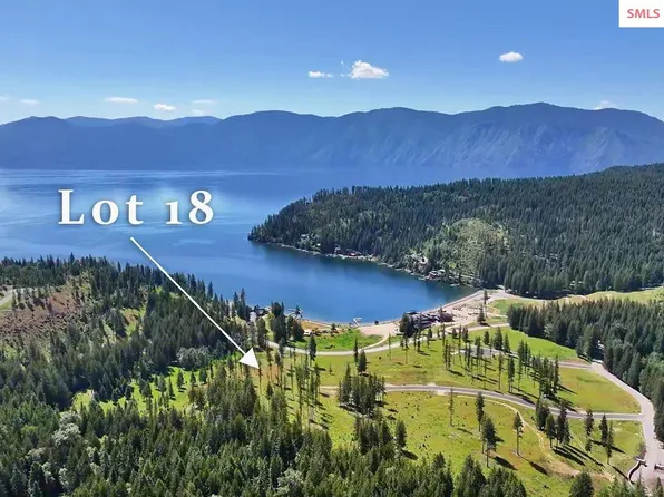 18 N Camp Bay Rd, Sagle, ID 83860