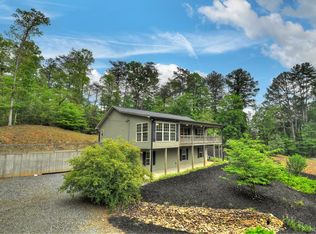 293 James Dr, Ellijay, GA 30540