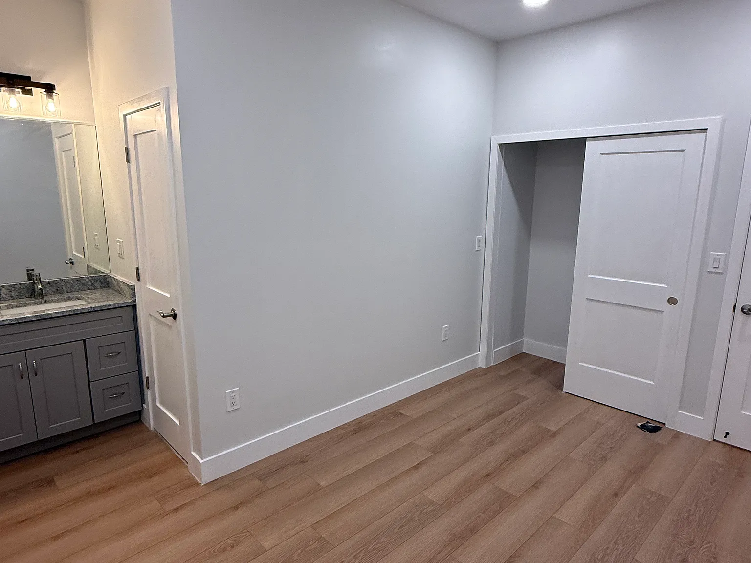 3 bed, 1700 sqft, $2,450 — Photo 3