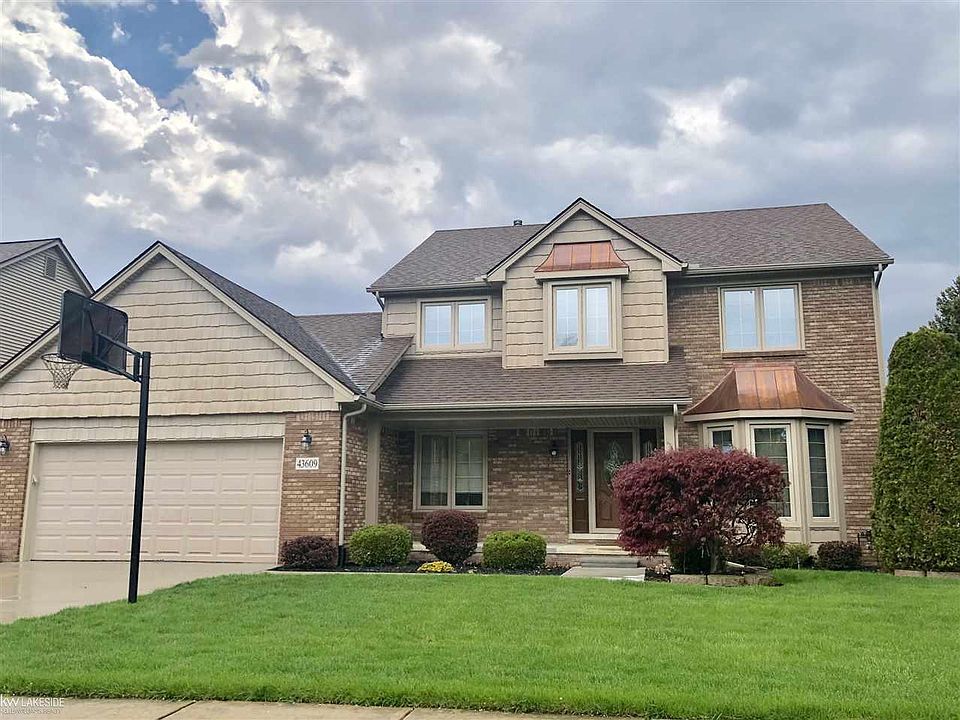 1st image of 43609 Columbia Dr